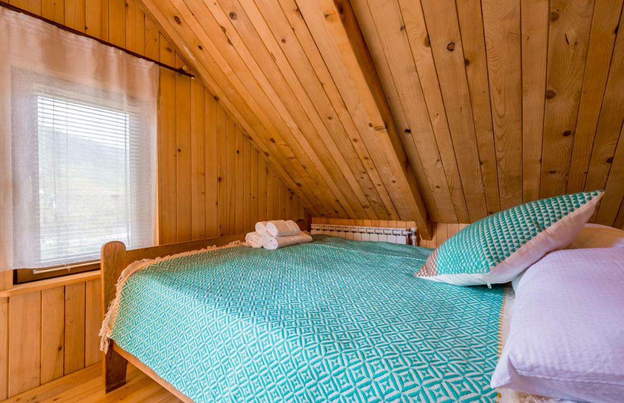 Rivendell Hotel Borjomi Ngoại thất bức ảnh