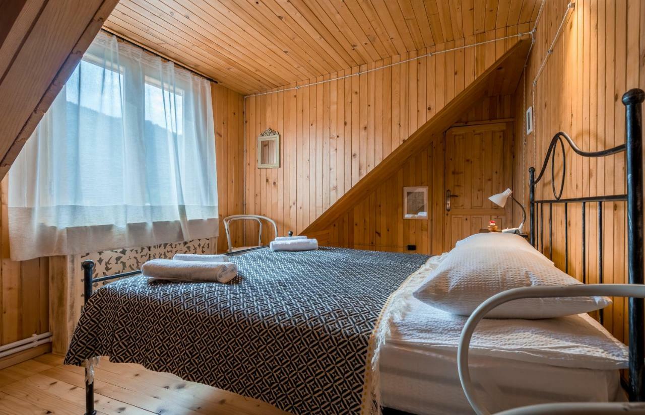 Rivendell Hotel Borjomi Ngoại thất bức ảnh