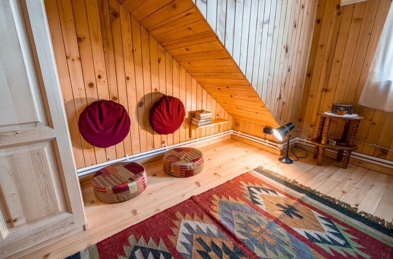 Rivendell Hotel Borjomi Ngoại thất bức ảnh